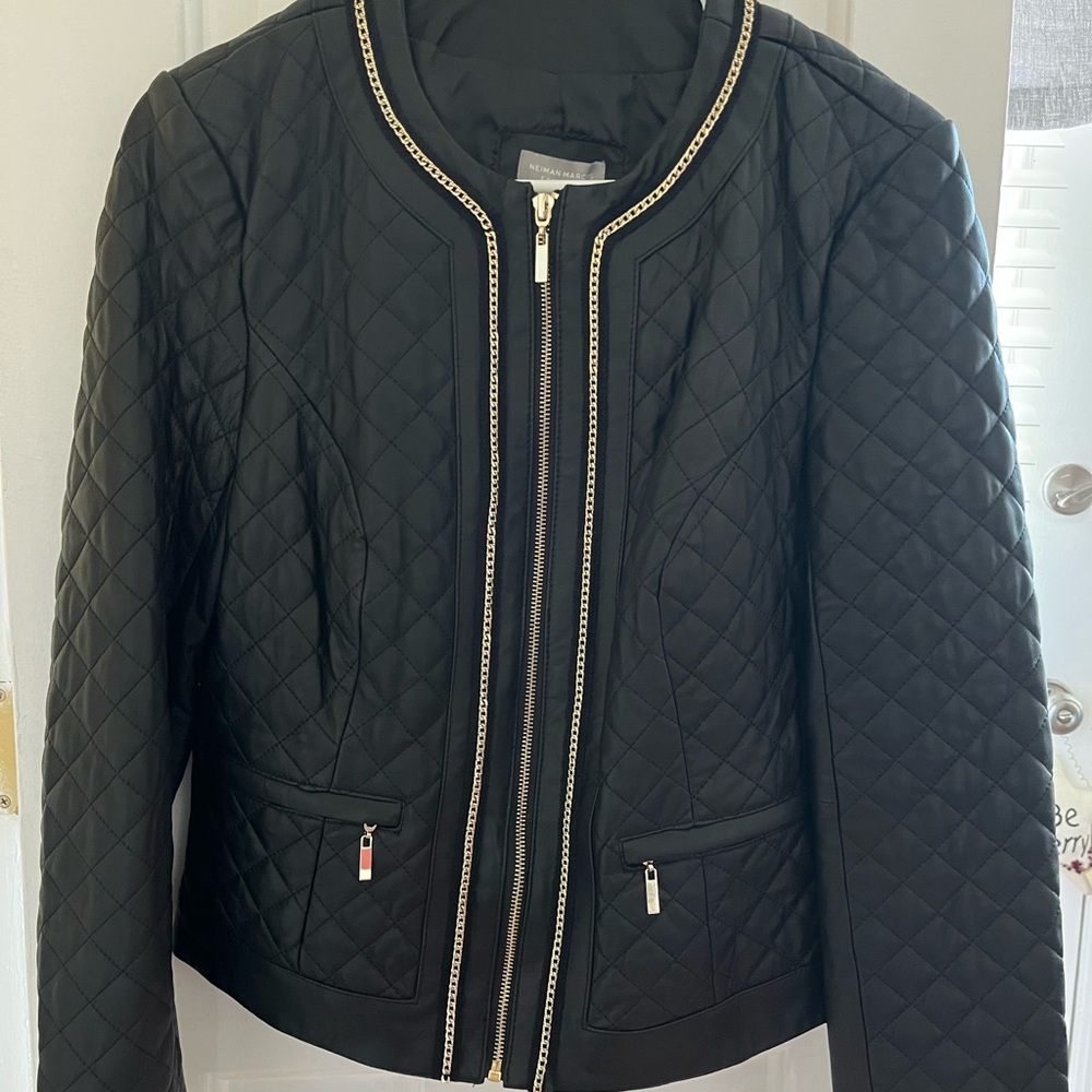 Neiman Marcus 100% genuine leather biker jacket size Medium
